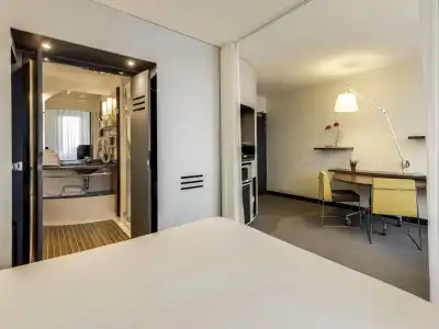 Novotel Suites Paris CDG Airport Villepinte - 23