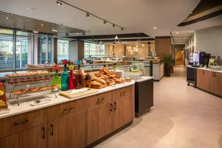 Crowne Plaza Budapest by IHG - 12