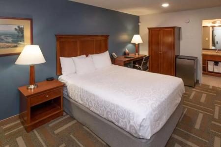 Best Western Plus Clocktower Inn - 100