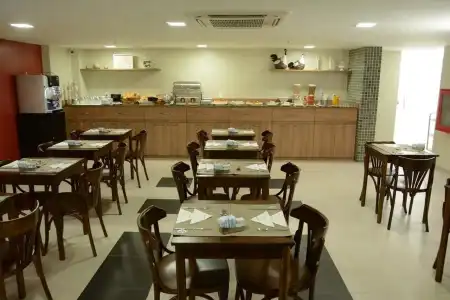Mont Blanc Suites Duque de Caxias - 29