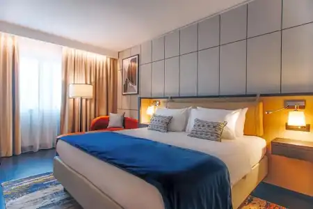 Crowne Plaza, an IHG - 60