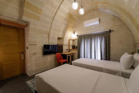 The Niche Cave - 31