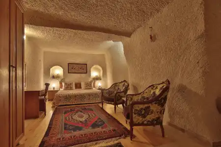 Amber Cave Suites - 13