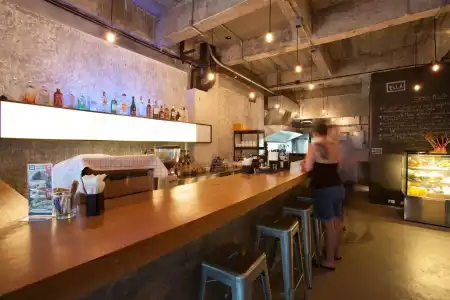 ELLA Bar, Bistro & Bed - 26