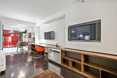 Beautiful Palms Place Suite - 570