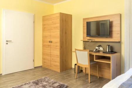 & Restaurant Sparta - 111