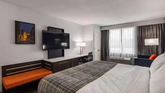 Best Western Premier Richmond City Gateway - 57
