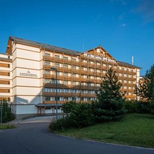 Residence & Club - 33