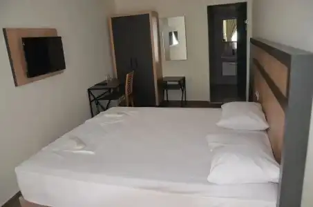 Piyes Otel - 50