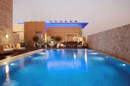 Novotel Bur Dubai - 46