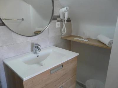 Alexandra Sitges - 36