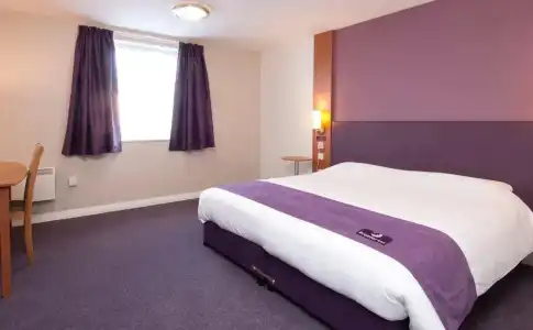 Premier Inn London Putney Bridge - 32