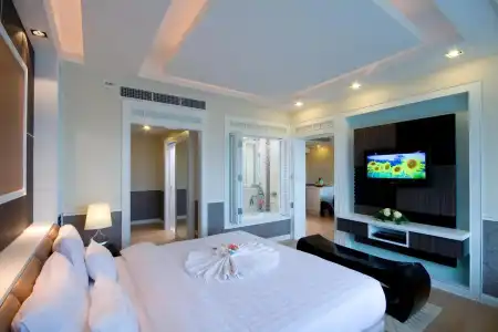 A-Te Chumphon - 4