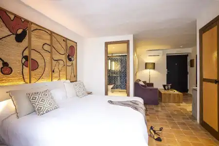 La Torre del Canonigo - Small Luxurys - 72