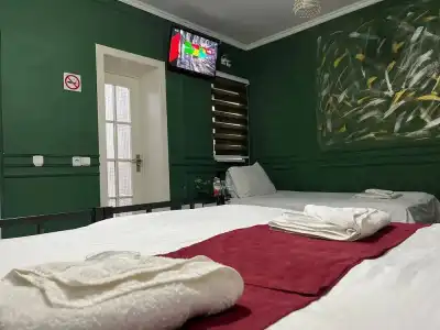 The Palms Hostel - 13