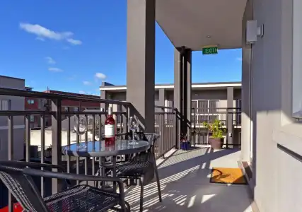 Dunedin Palms Motel - 6