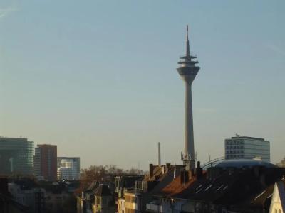 Atomis Düsseldorf City - 13