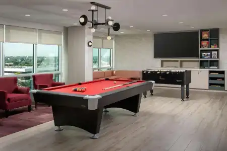 Home2 Suites by Hilton Miami Airport South Blue Lagoon - 17