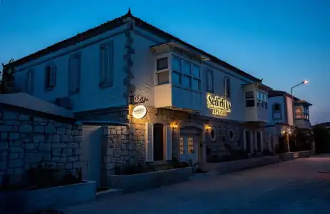 Sedirli Ev Alacati - 48