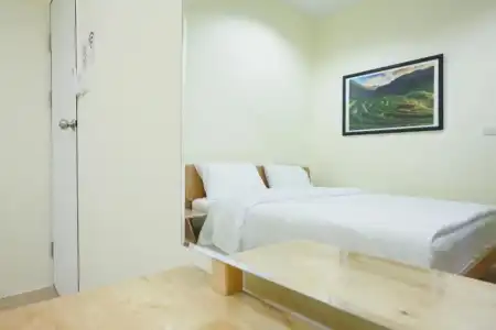 INTERest POSHTEL - 2