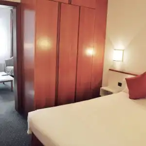 Hôtel Mercure - 47