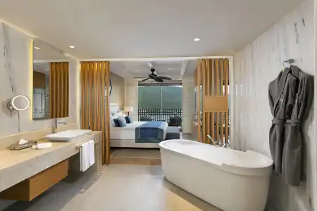 Titanic Luxury Collection Bodrum Resort - 7
