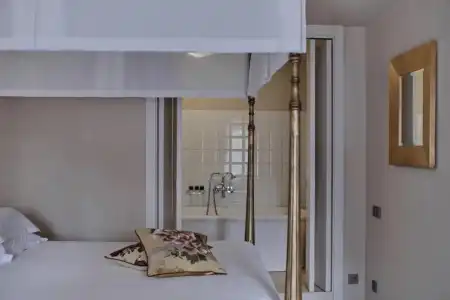 Vozdvyzhensky Boutique-Hotel - 185