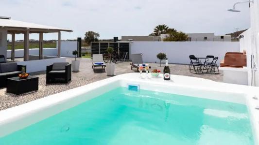 Petri Suites Santorini - 145