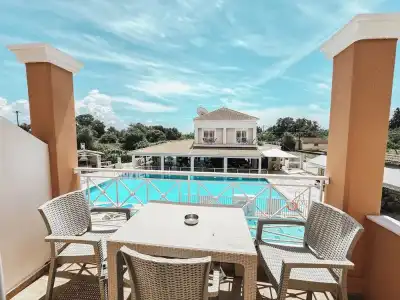Kavos Plaza - 78