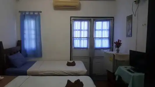 OYO 1052 Nonni Guesthouse - Hostel - 5