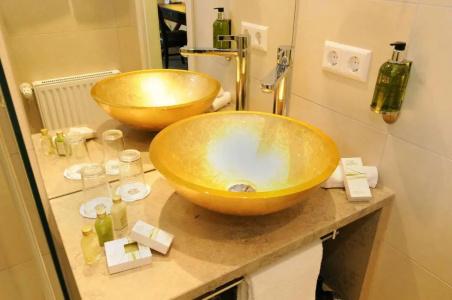 Scotty + Emily Ulm, Sure Collection by BW - 40
