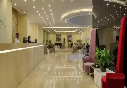 Sandy Palace - 1