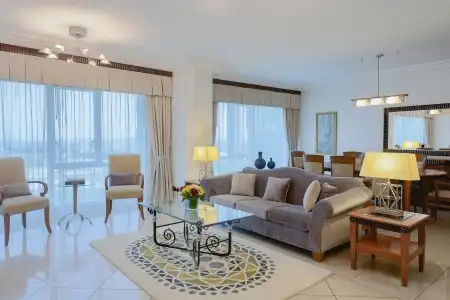 Grand Hyatt - 13