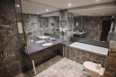 Royal Spa - 9