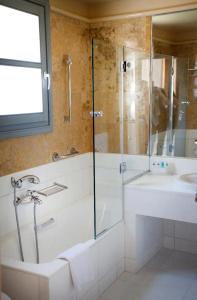 Porto Kea Suites by Sandglass - 36
