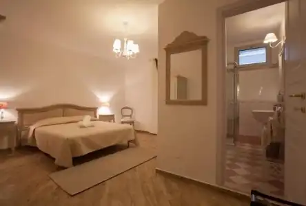 City Garden Guest House - 15