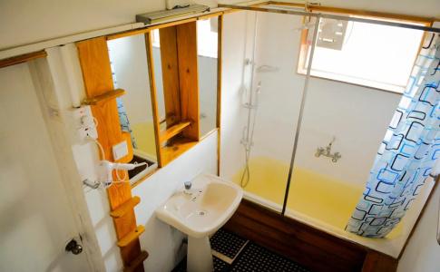 Explore Hostels Negombo - 9