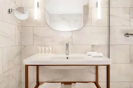 Le Meridien - 63