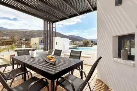 Sunset Studios & Apartments by Estia - 38