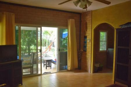 Sanuk bungalows - 30