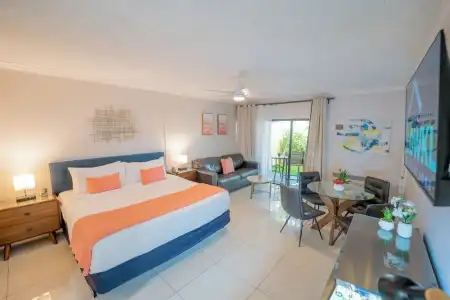 Boca Plaza - 131
