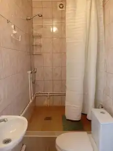 Inn - 42