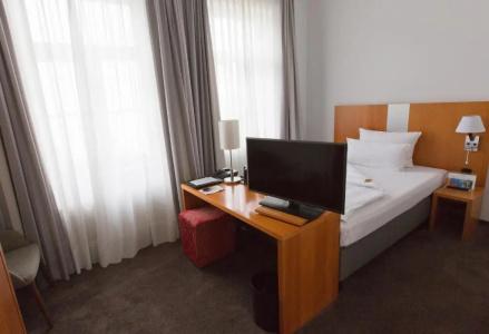 Astor & Aparthotel - 40