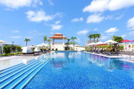 DoubleTree by Hilton Okinawa Chatan Resort - 26