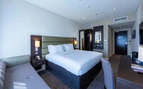 Premier Inn Doha Airport - 3