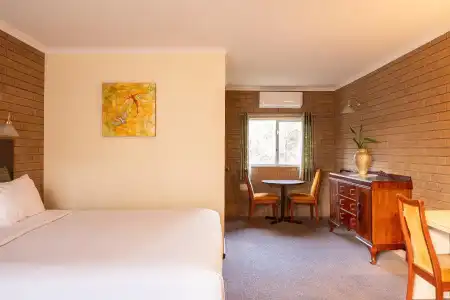 Hepburn Springs Motor Inn - 4