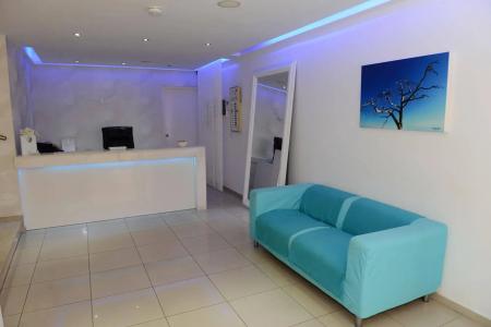 Les Palmiers Beach Boutique & Luxury Apartments - 5