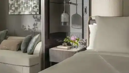 Four Seasons At Centre - 86