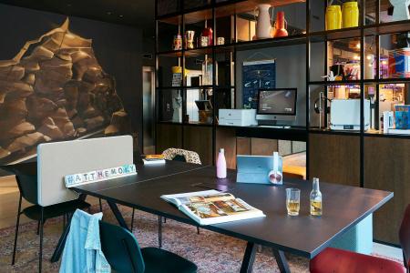 Moxy Essen City - 24