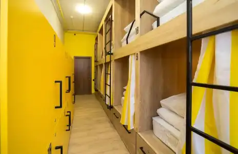 Bee Station - Hostel - 71